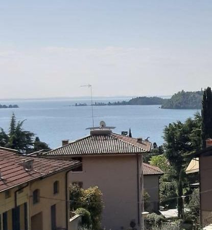 Valle Fiorita 42 - Lake View Studio Gardone Riviera Exterior foto